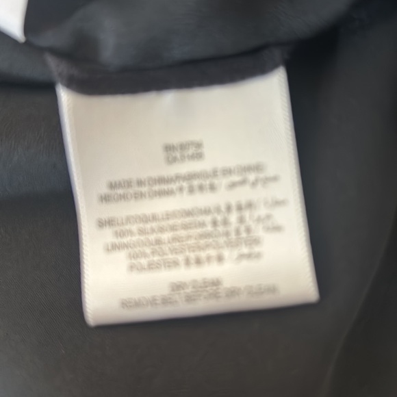 BCBG MAXAZRIA BLACK SPIDER WEB SUNBURST ONE SHOULDER BELTED SILK DRESS IN XS - Picture 8 of 9